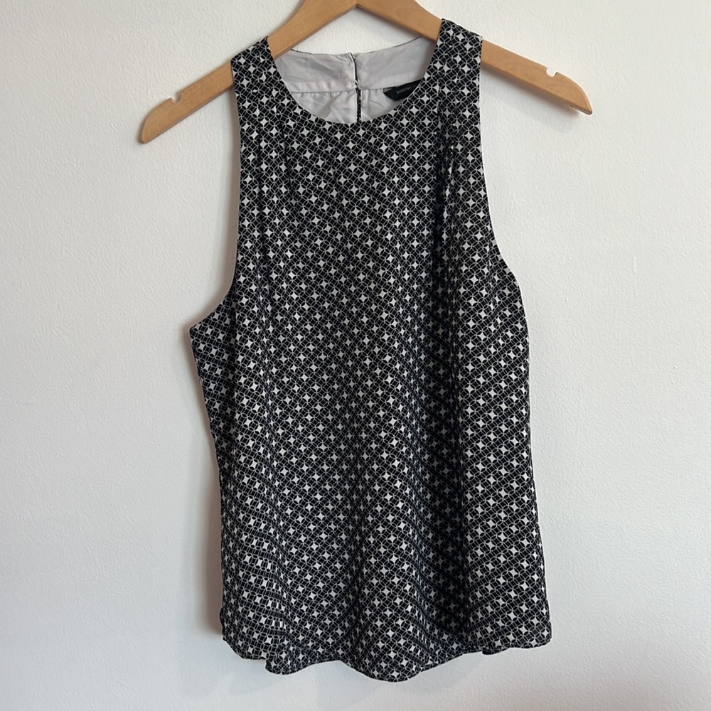 Banana Republic Geometric Pattern Shell - Picture 7 of 9